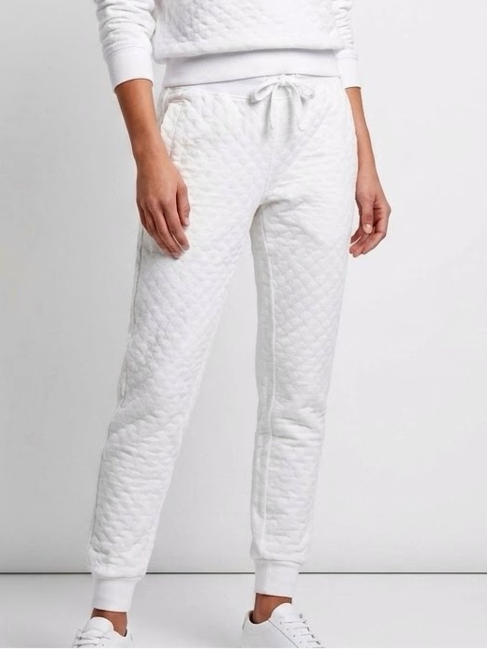 LA DETRESSE Revolve White Widow Weiss Quilted Jogger Pants Sweatpants Joggers